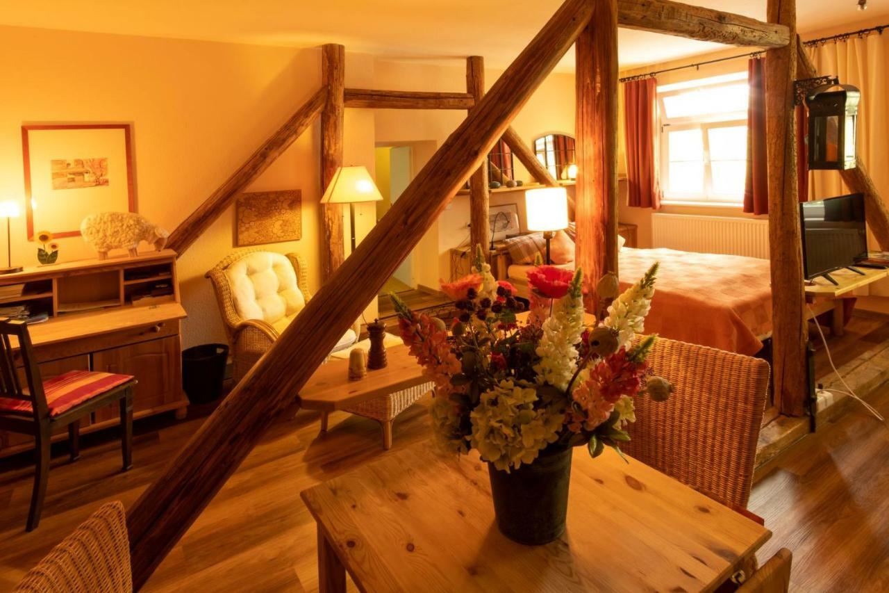 Ferienwohnung Gutshaus von Bismarck An der Schmucke Exterior foto