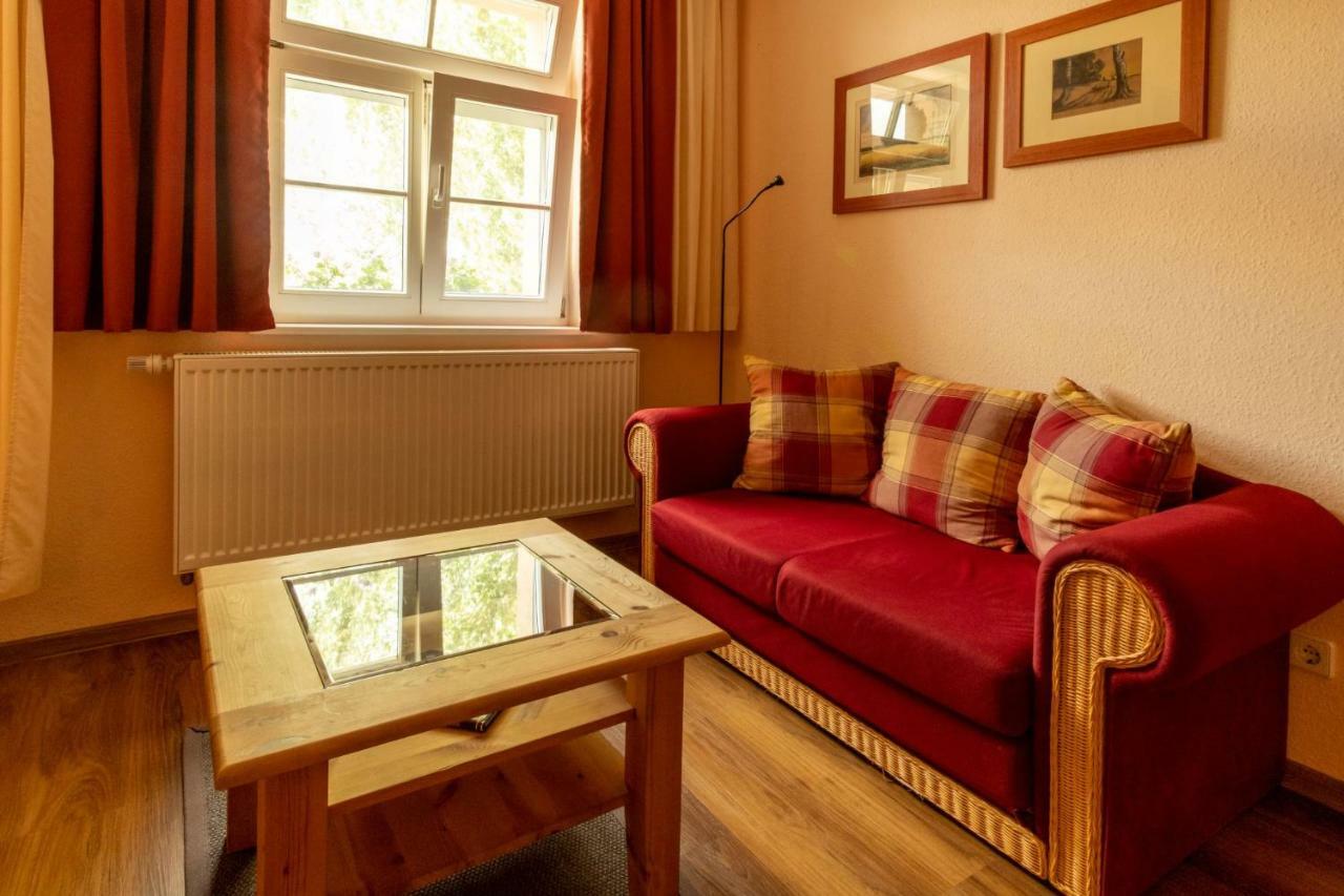 Ferienwohnung Gutshaus von Bismarck An der Schmucke Exterior foto